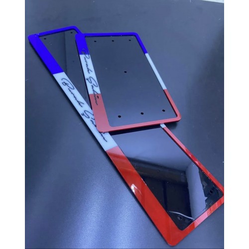 Lüks İsimli Özel Tasarım Pleksi Plakalık Lüks İsimli Özel Tasarım Pleksi Plakalık