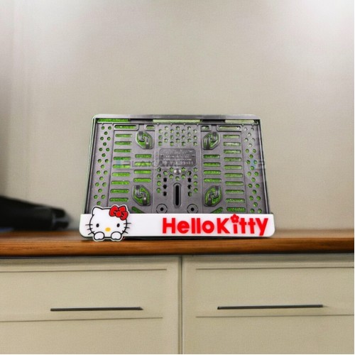 Hello Kitty Beyaz Zemin Özel Tasarım Lüks Motosiklet Pleksi Plakalık